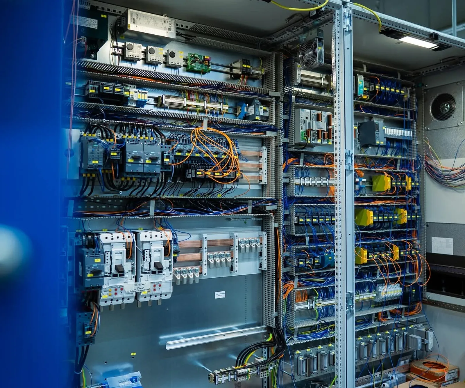 Commercial refrigeration electrical control panel